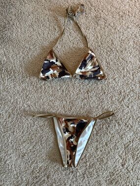 Edikted Camo Triangle String Bikini Set - Brown & Olive